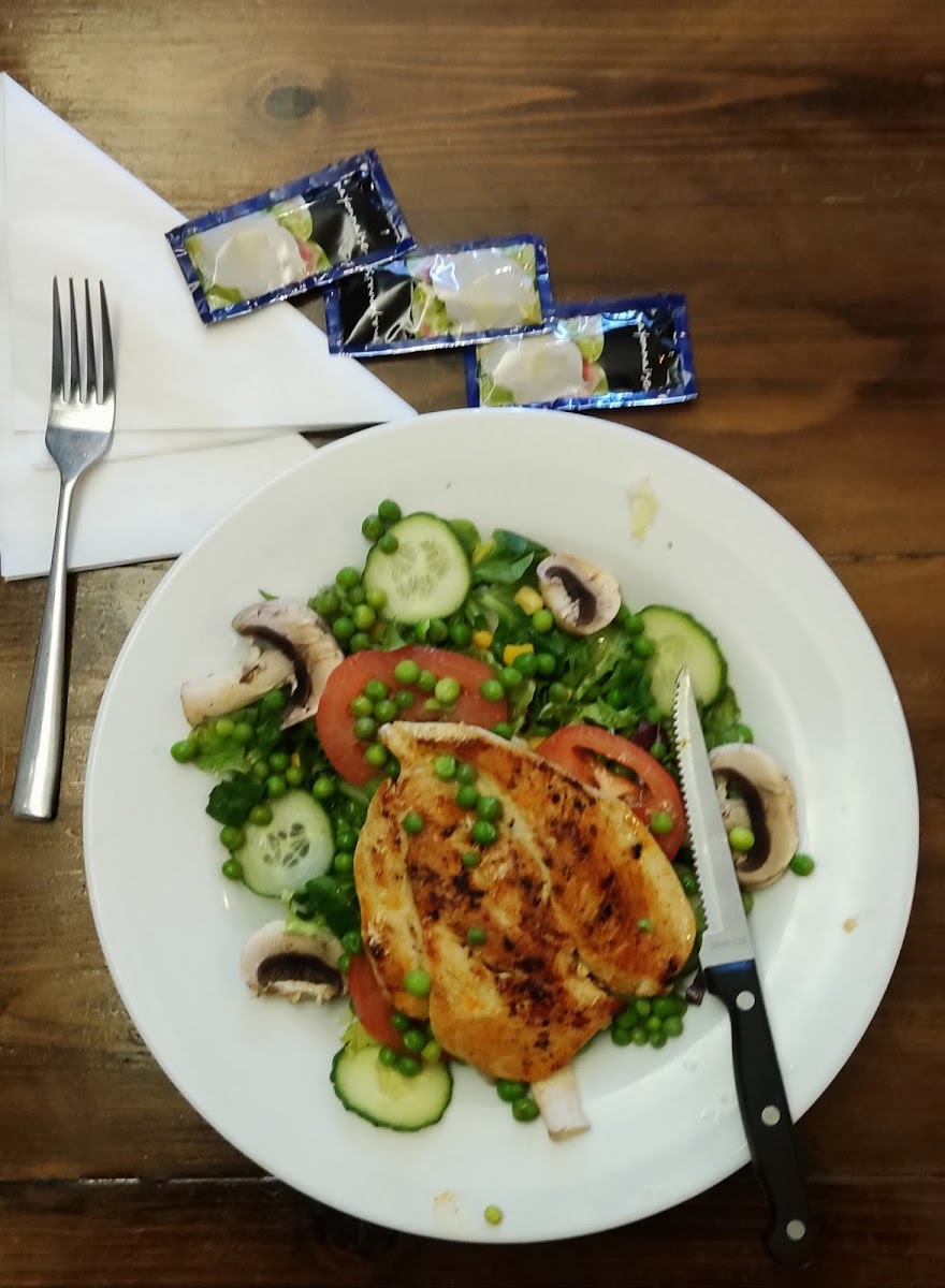 Peppers Restaurant-4